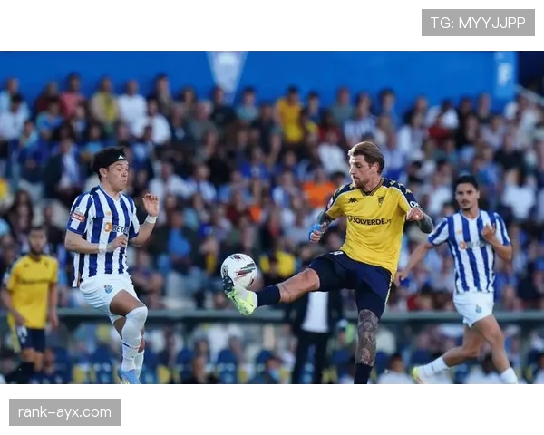 《埃斯托里尔战术解析：揭示球队成功的秘密，状态回暖成关键驱动力》