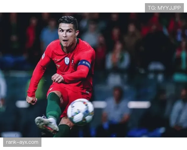 足球巨星得分榜更新：传奇球员强势领跑，冲击历史纪录再创辉煌