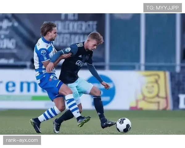 兹沃勒边路进攻发威，助球队状态回升斩获关键胜利