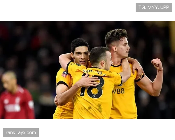 巴斯托尼状态回暖,携手队友展现卓越技艺与团队精神 巴斯托尼状态回暖,携手队友展现卓越技艺与团队精神