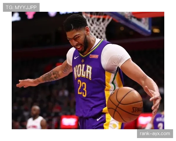 安东尼·戴维斯居然穿睡衣去直播，这画风谁顶得住？